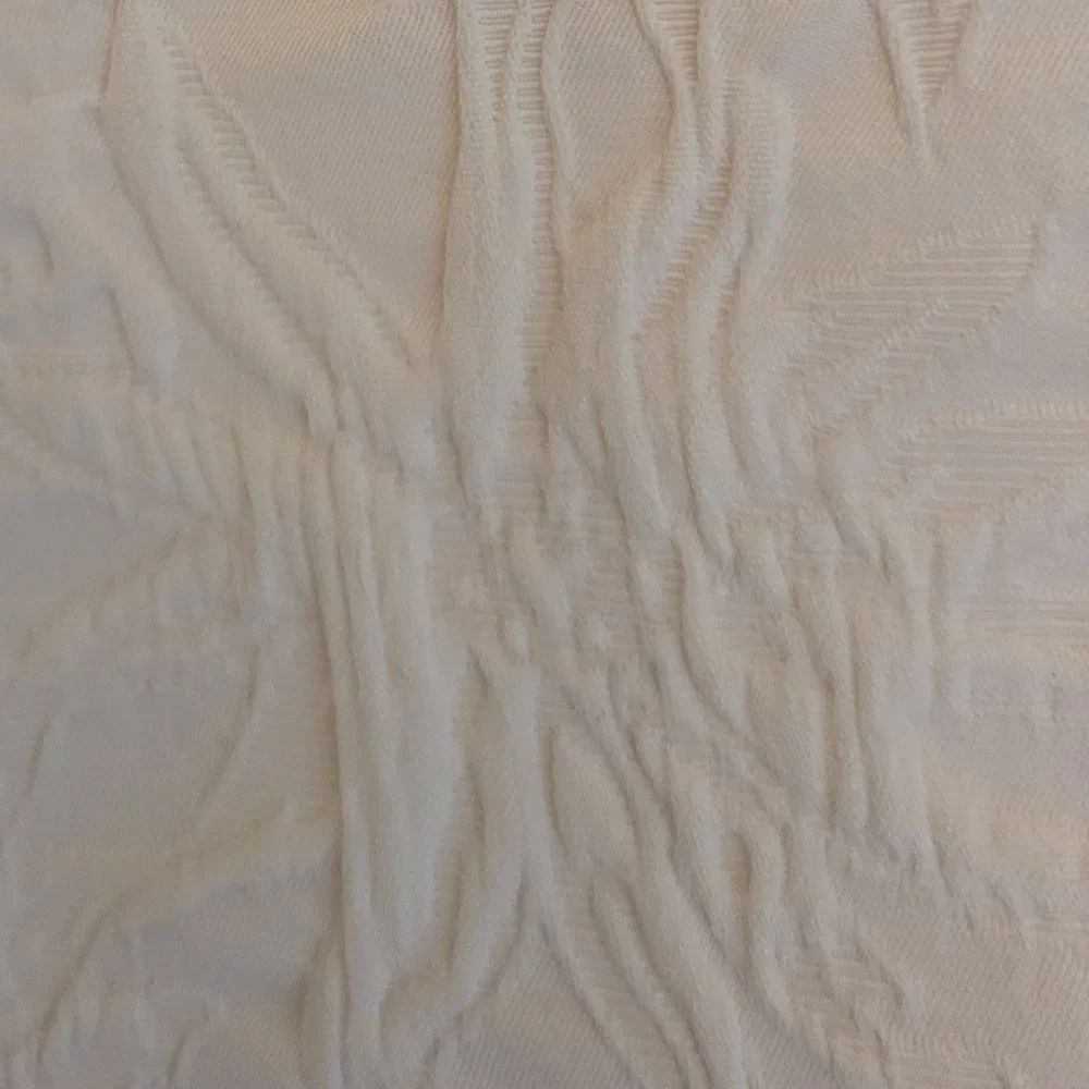Kasper Ivory White Embossed Pencil Skirt Size 4P - Picture 6 of 7